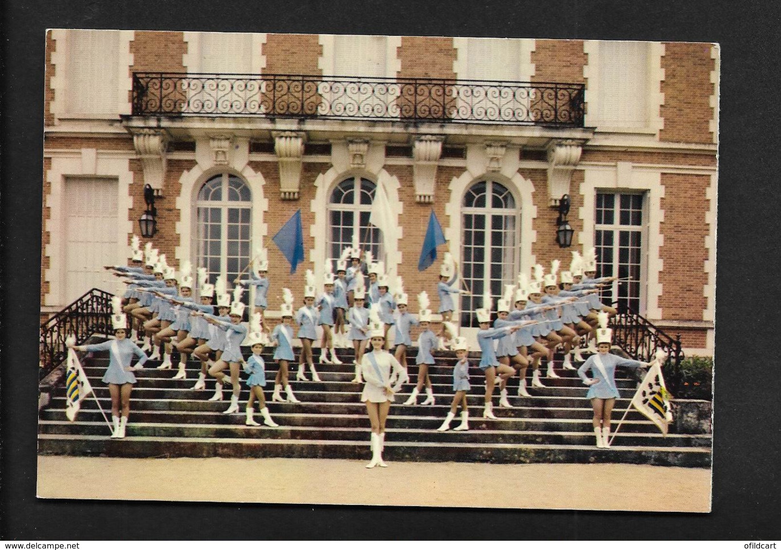 La Souterraine Creuse Majorettes - Jolie CPSM Deux Volets - La Souterraine