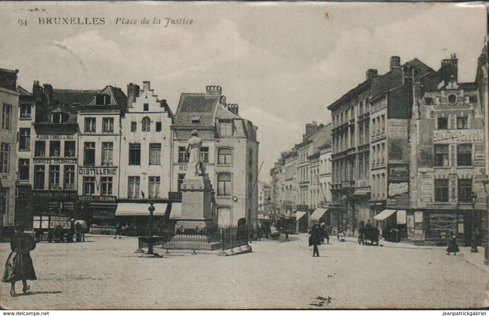 Bruxelles Place De La Justice - Marktpleinen, Pleinen