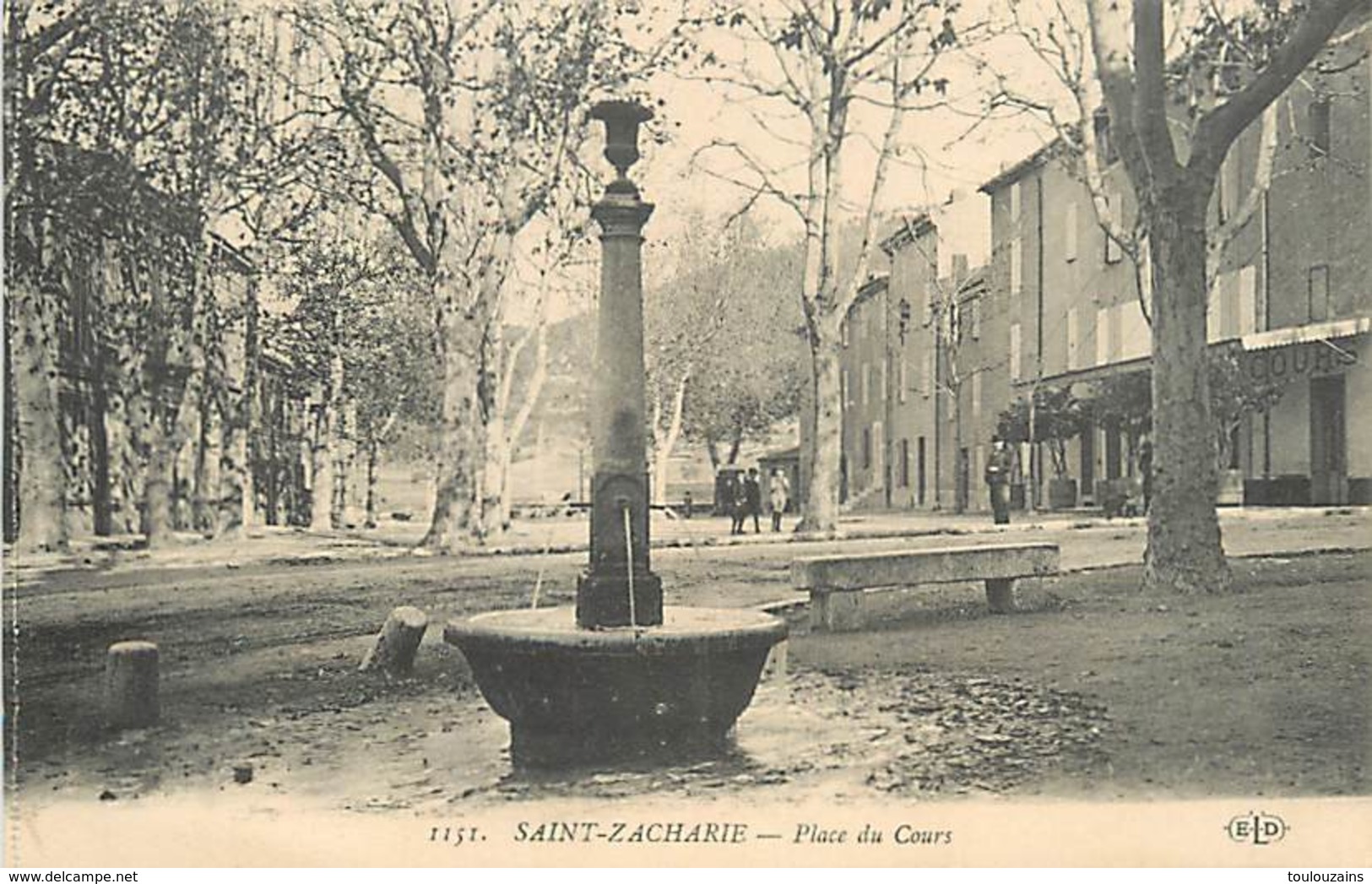 18-3685 : SAINT-ZACHARIE. PLACE DU COURS - Saint-Zacharie