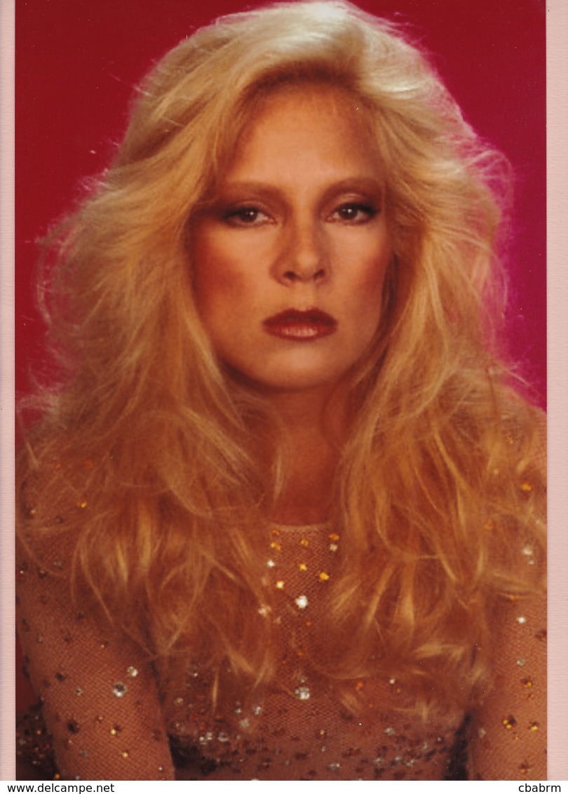 SYLVIE VARTAN Photo Couleur Format Environ 20 X 30 CM - Célébrités