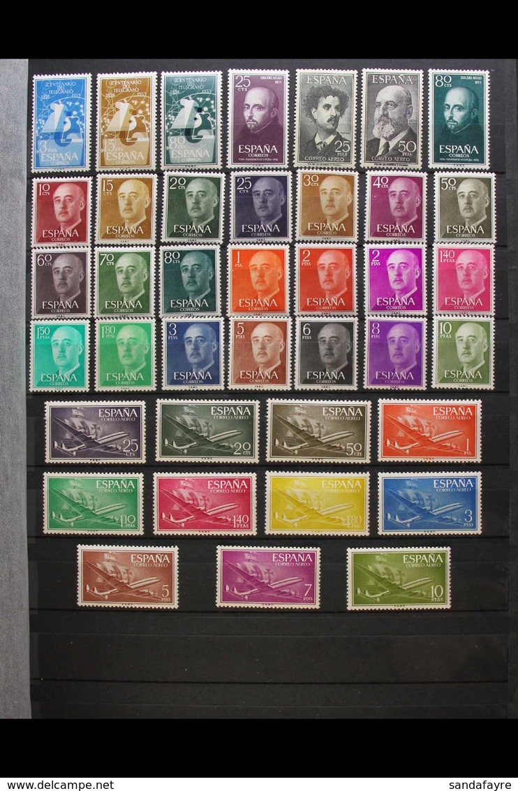 1955-2004 NEVER HINGED MINT COLLECTION An Extensive & Attractive, ALL DIFFERENT Never Hinged Mint Collection Presented I - Otros & Sin Clasificación