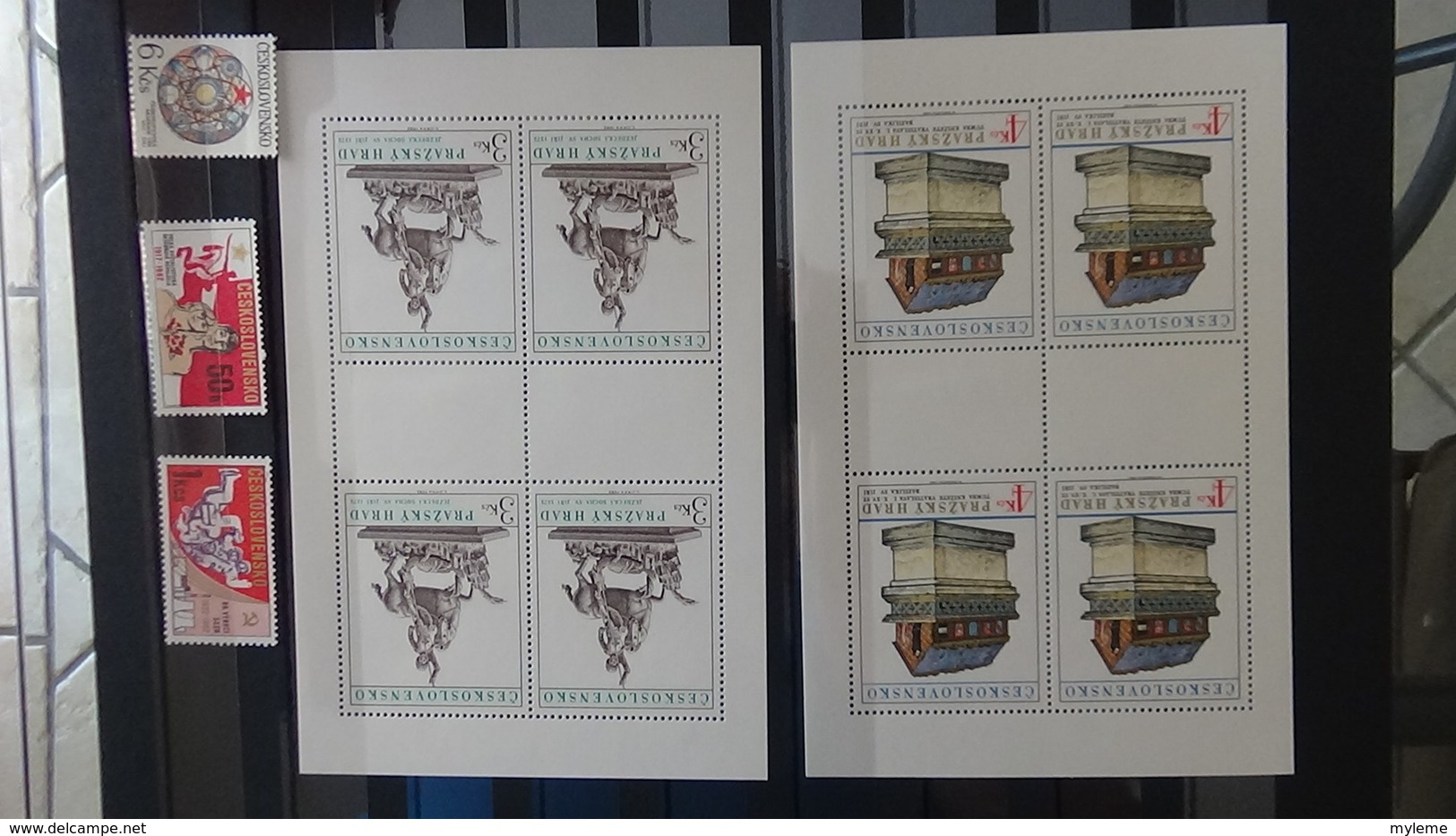 Très belle collection de timbres, blocs et carnets tout est ** de Tchecoslovaquie. Port offert à partir de 50E d'achats