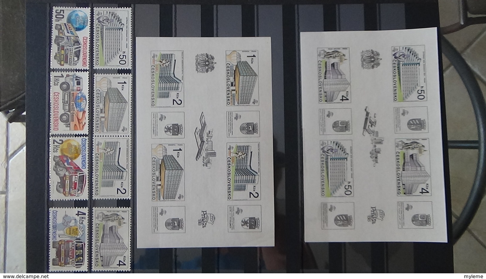 Très belle collection de timbres, blocs et carnets tout est ** de Tchecoslovaquie. Port offert à partir de 50E d'achats