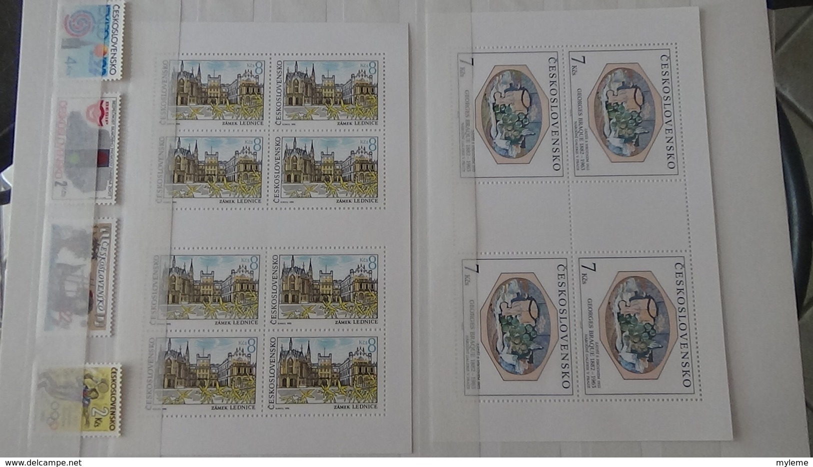 Très belle collection de timbres, blocs et carnets tout est ** de Tchecoslovaquie. Port offert à partir de 50E d'achats