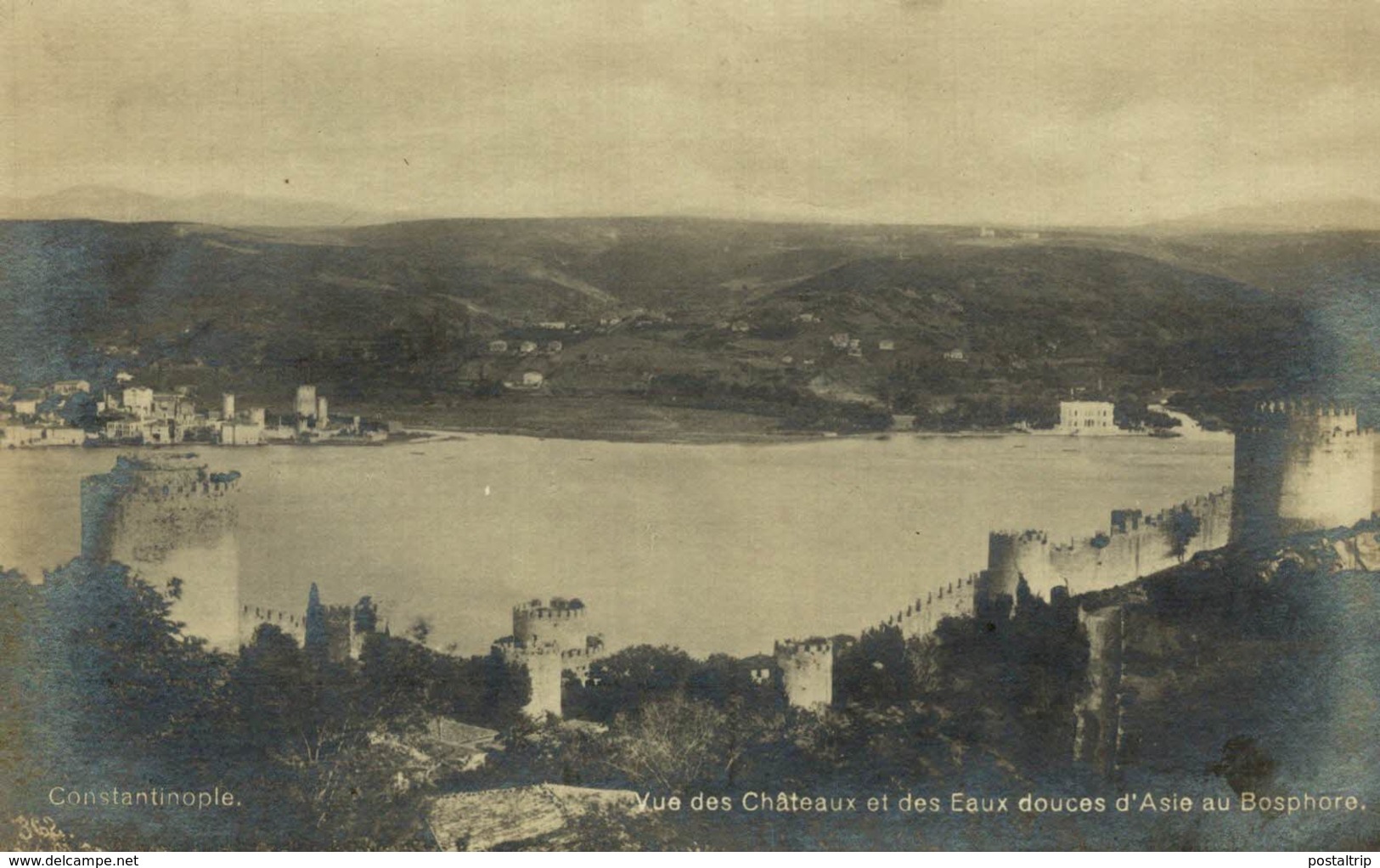 Constantinople / Istanbul  VUE DES CHATEAUX ET DES EAUX DOUYCES D ASIE AU BOSPHORE     Turquie    TURQUIA - Turquia