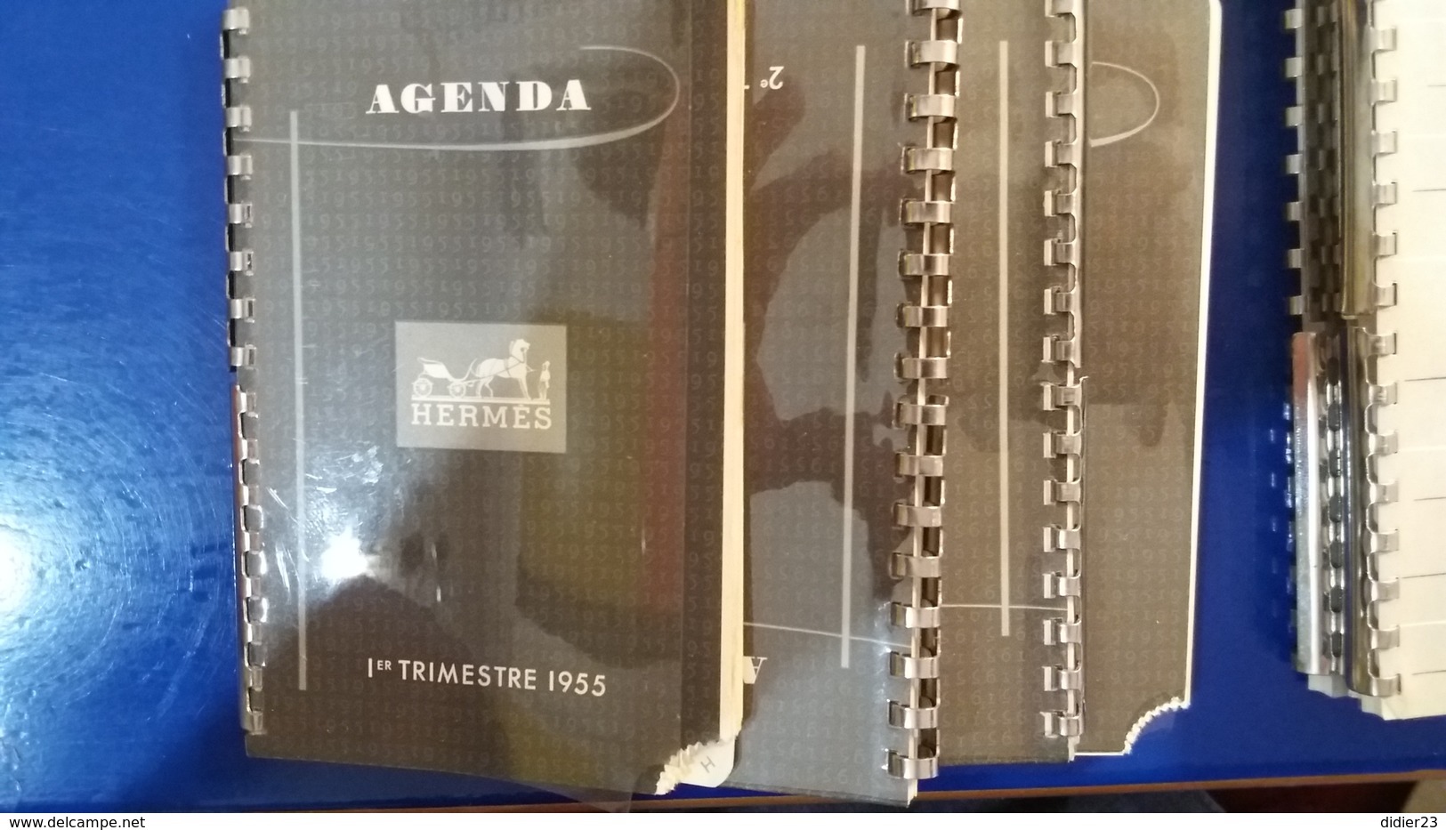 HERMES AGENDA 1955 1956 1957 1958  APPARTENANT A UN  MILITAIRE AYANT FAIT SAIGON  PLUS BOITE - Autres & Non Classés