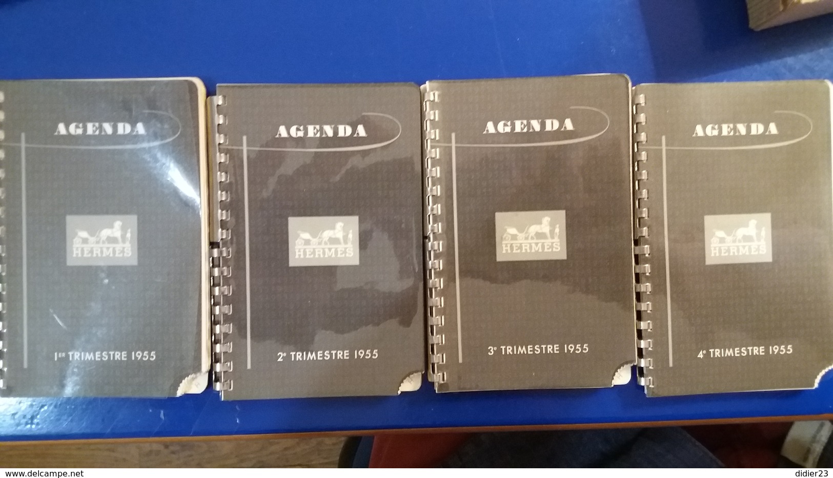 HERMES AGENDA 1955 1956 1957 1958  APPARTENANT A UN  MILITAIRE AYANT FAIT SAIGON  PLUS BOITE - Autres & Non Classés