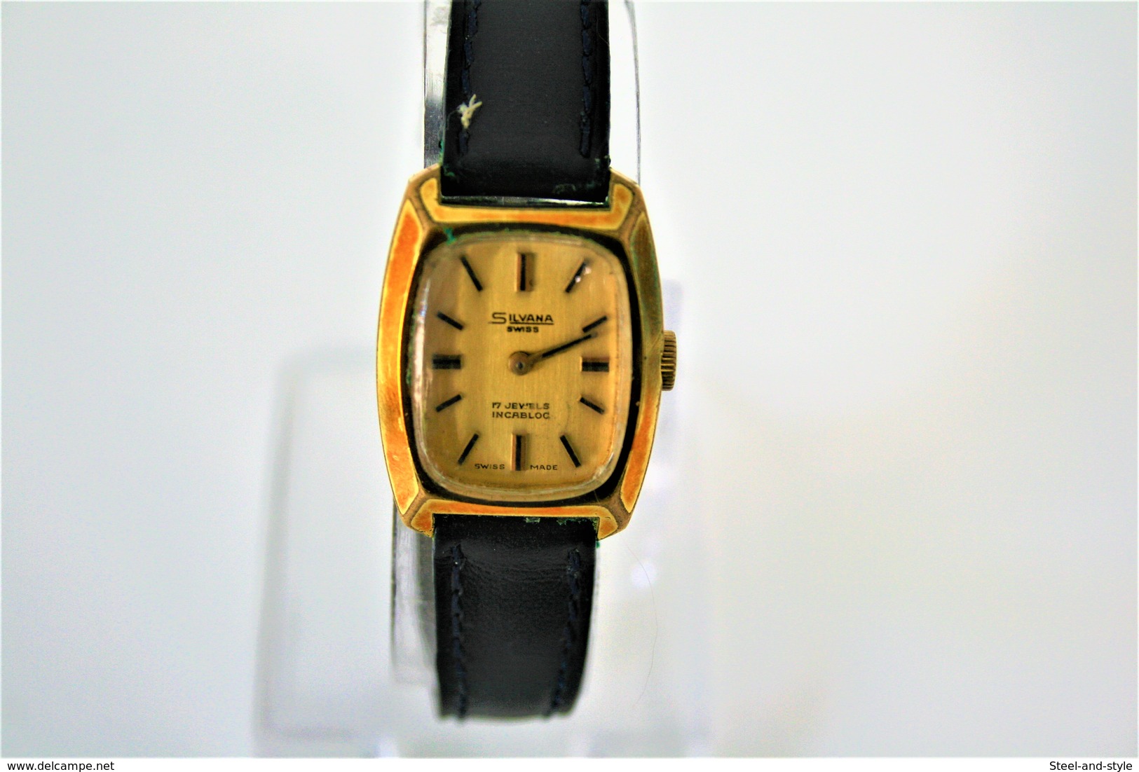 watches : SILVANA GOLD PLATED LADIES HAND WIND LIC BAND - original - 1960's - running - excelent condition