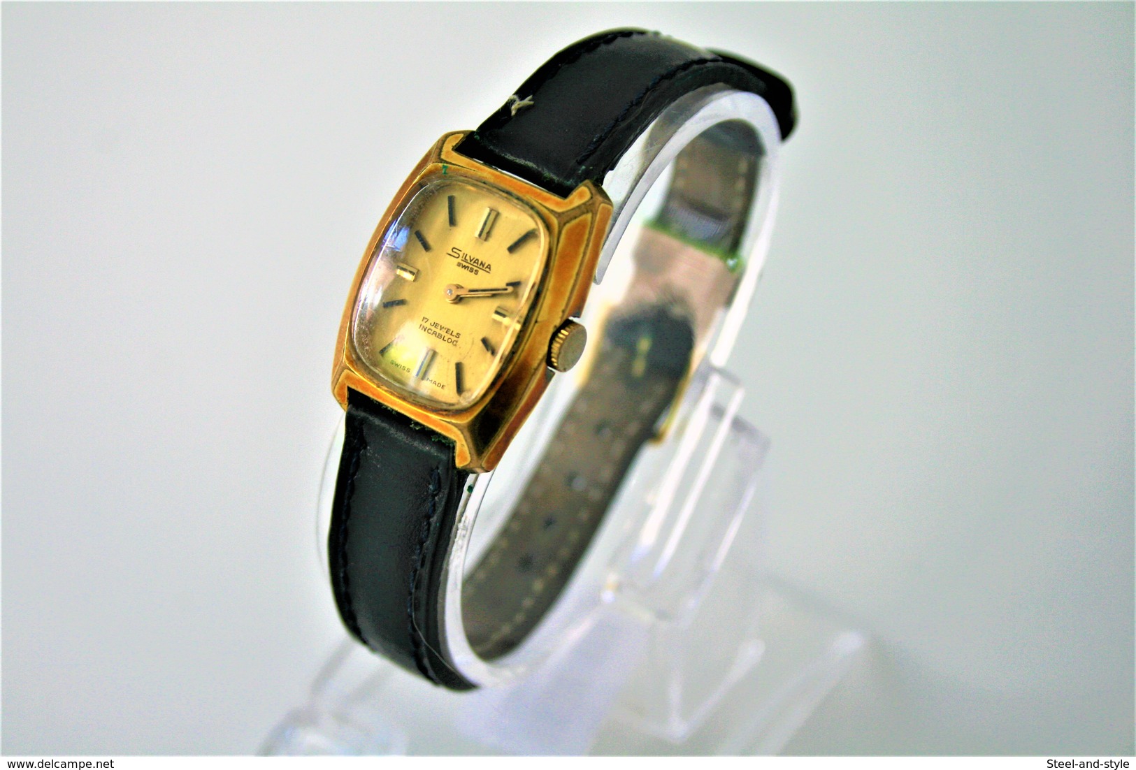 watches : SILVANA GOLD PLATED LADIES HAND WIND LIC BAND - original - 1960's - running - excelent condition