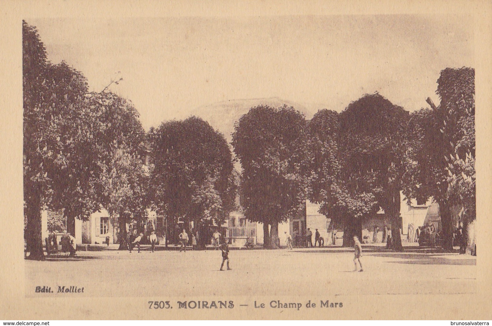 MOIRANS - Le Champ De Mars - Moirans