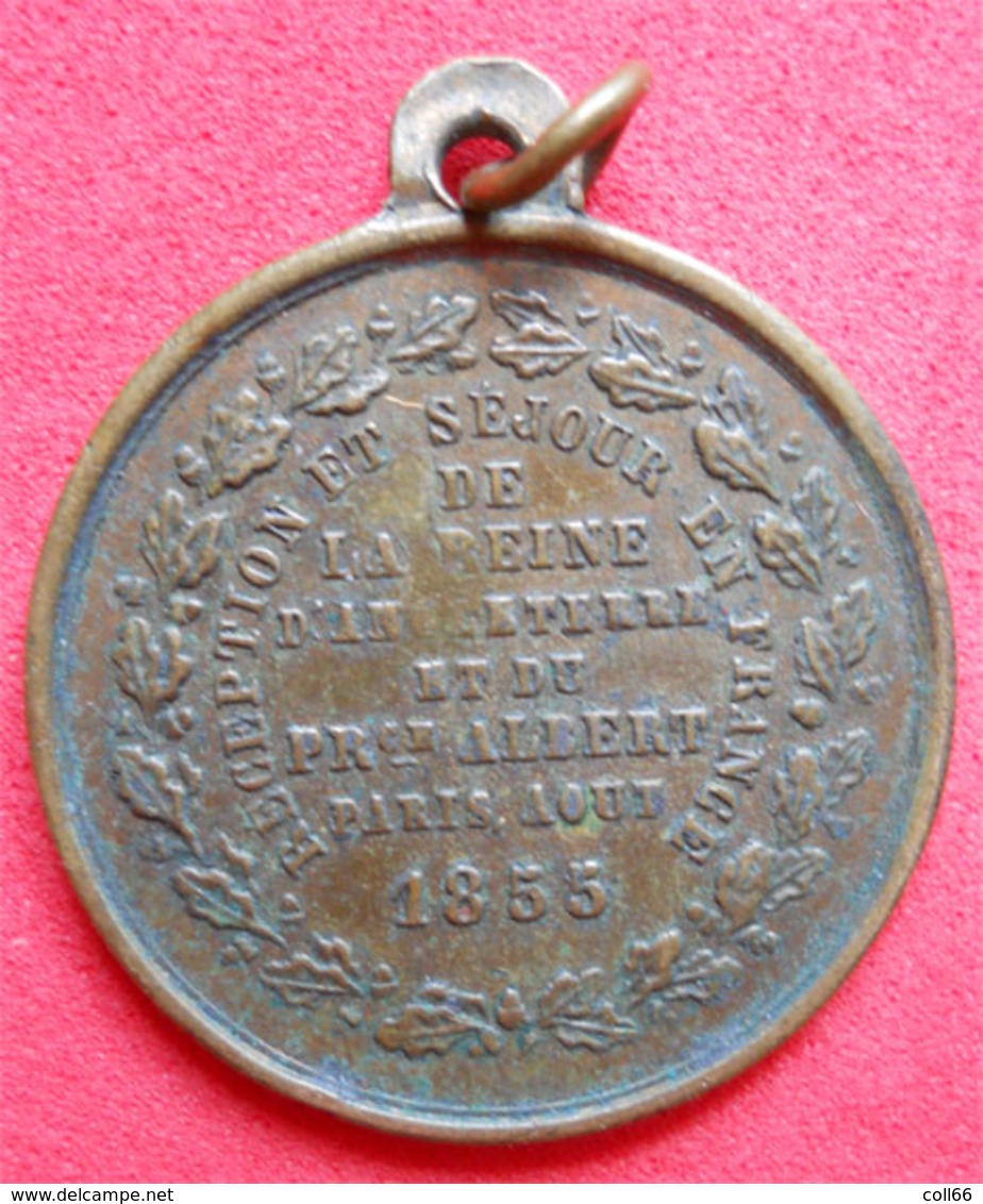 1855 Médaille Souvenir Venue à Paris Reine D'Angleterre Et Prince Albert Diam 2.3 Cm Cuivre 4gr - Royaux / De Noblesse