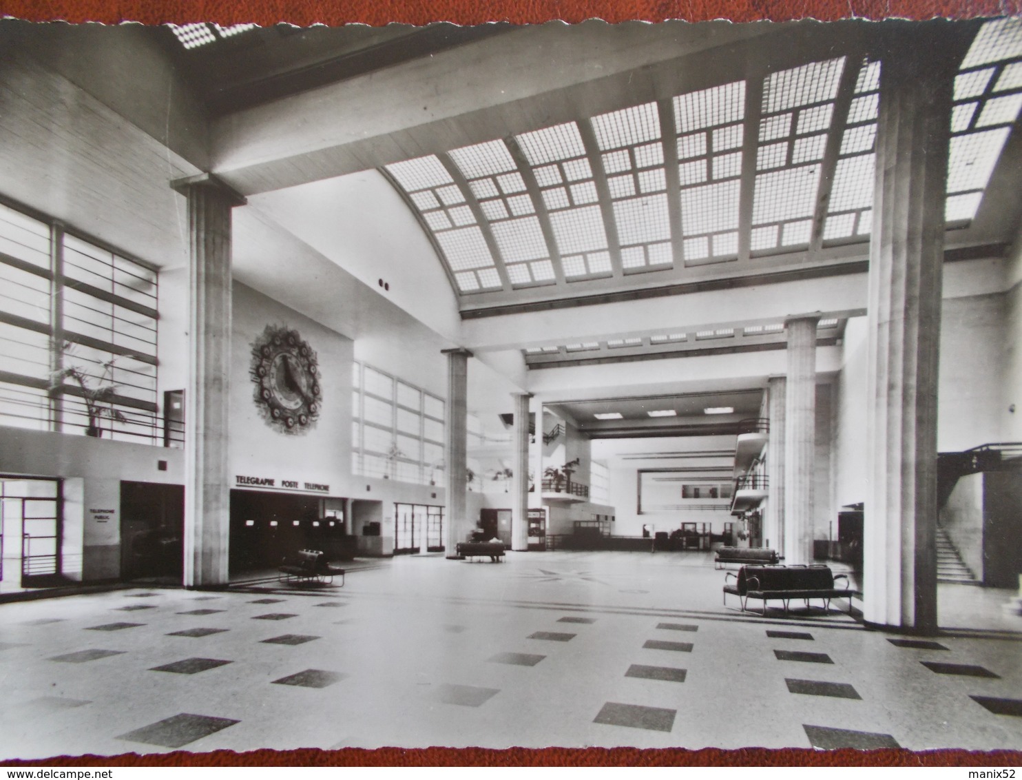 75 - PARIS - Aéroport De Paris Le Bourget - Le Grand Hall. (CPSM Rare) - Luchthaven