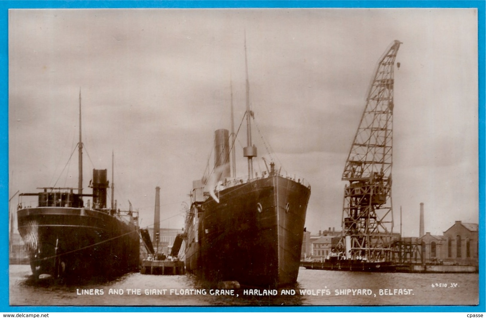 CPA Post Card BELFAST Liners And The Giant Floating Crane, Harland & Wollf's South Shipyard * Bateaux - Antrim