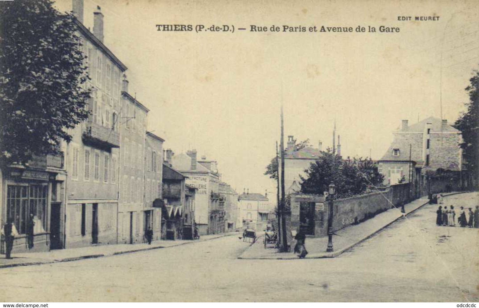 THIERS (P De D) Rue De Paris Et Avenue De La Gare RV - Thiers