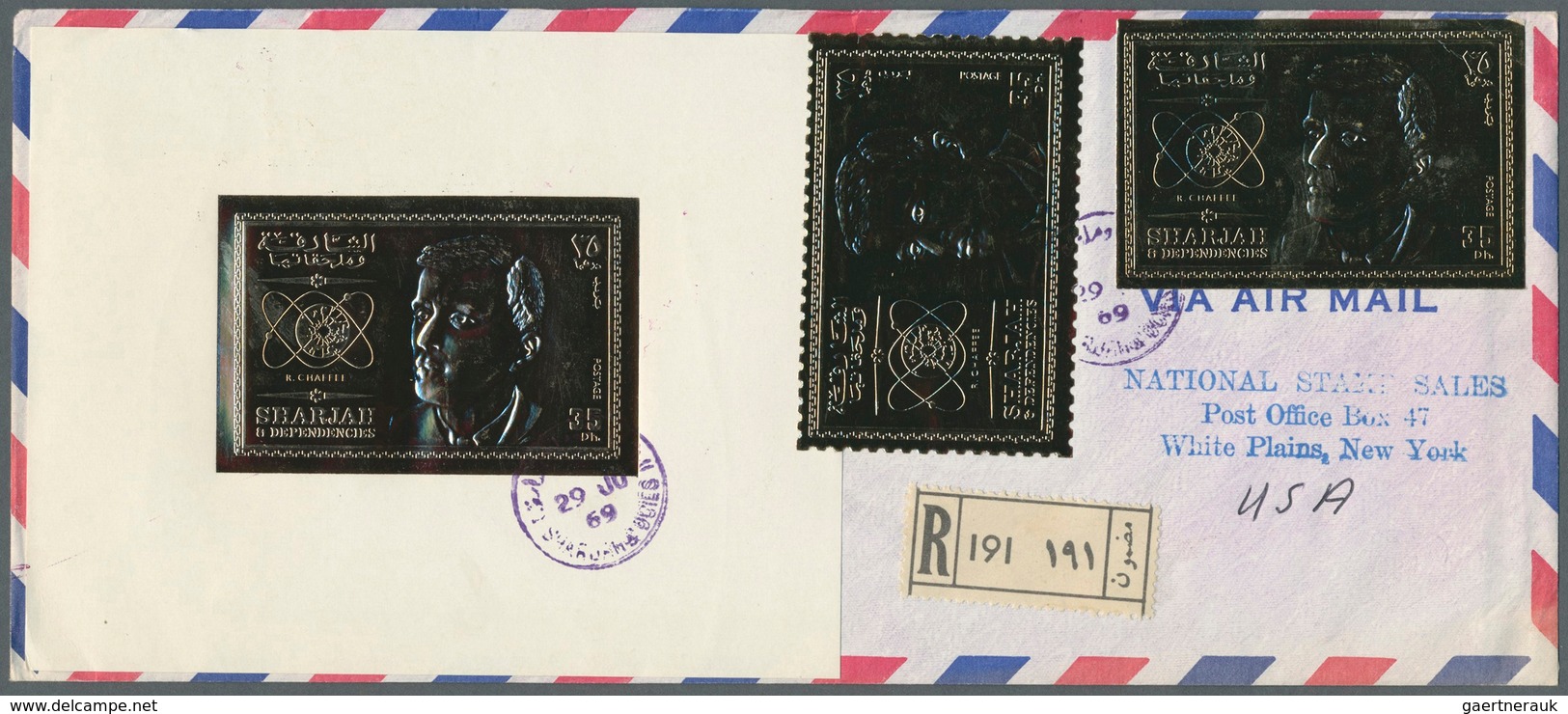 09762 Schardscha / Sharjah: 1969, 35dh. "R. Chaffee", Gold Issue, Perf. And Imperf. Stamp Plus The Souveni - Schardscha