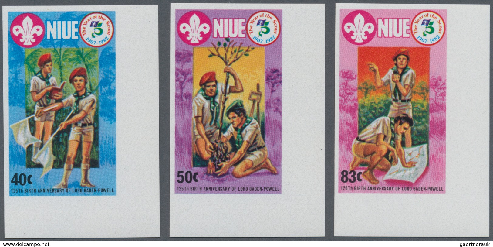 10704 Thematik: Pfadfinder / Boy Scouts: 1983, Niue. Complete Set (3 Values) "The 125th Anniversary Of The - Sonstige & Ohne Zuordnung