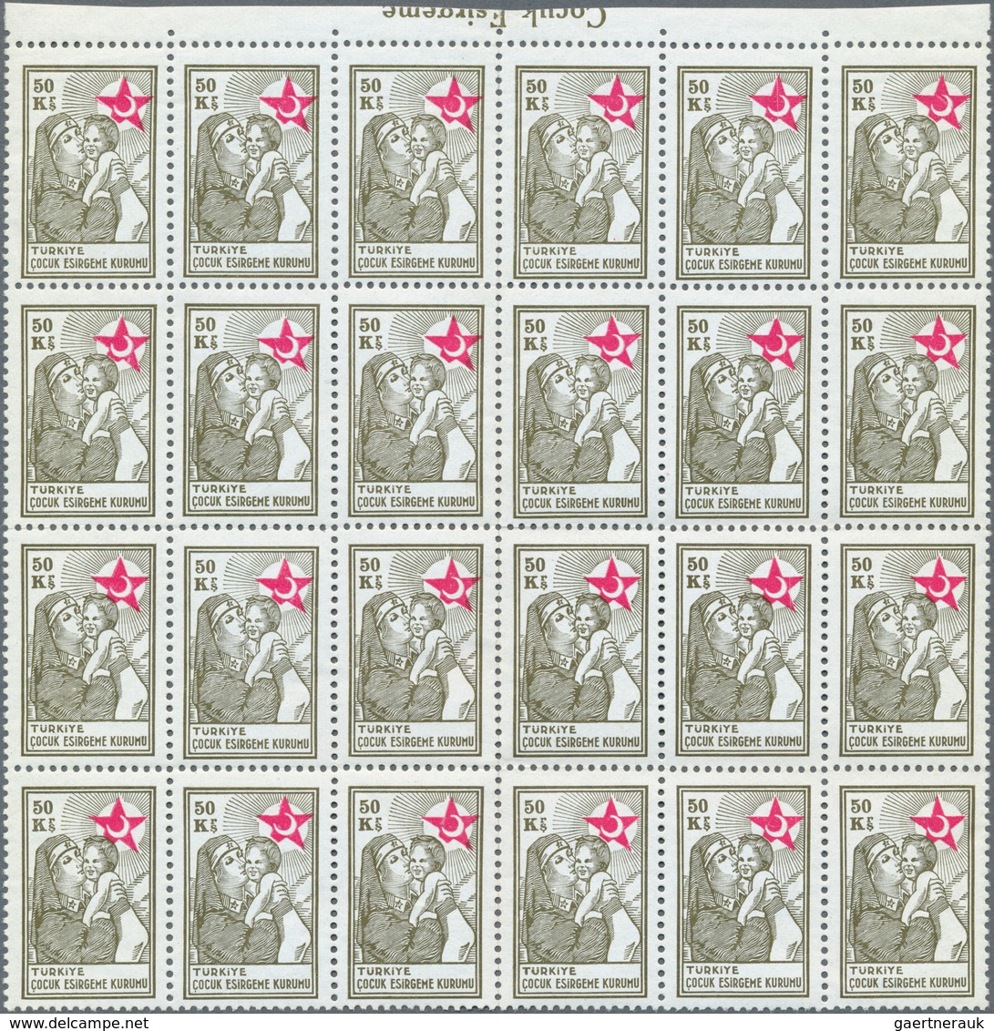 11250 Thematik: Rotes Kreuz / Red Cross: 1940, "Nurse & Child" 24 Complete Set Of Ten Values In Large Bloc - Croix-Rouge