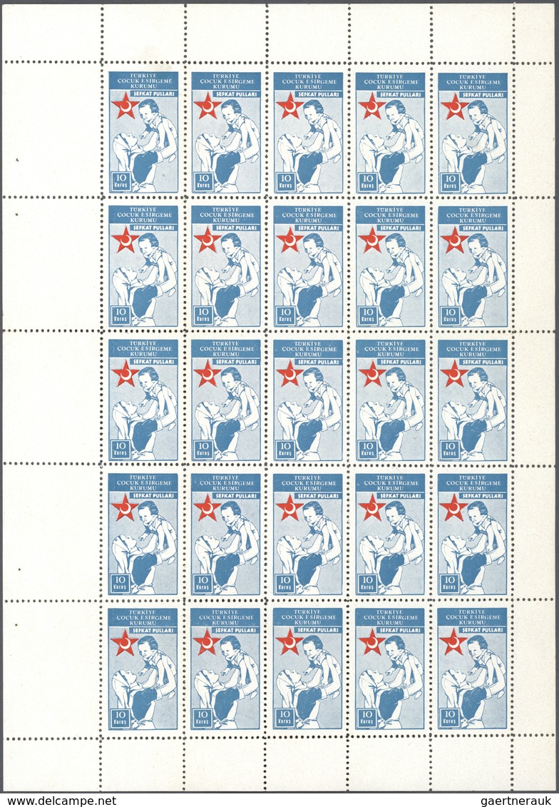 11251 Thematik: Rotes Kreuz / red cross: 1942, set of nine values in mint never hinged sheets of 25 with m