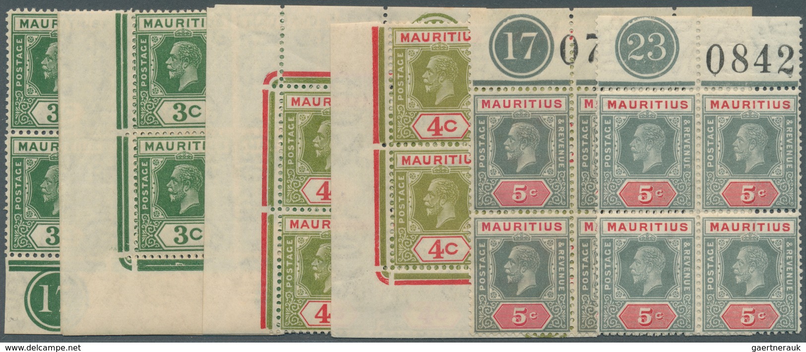 12235 Mauritius: 1922/1932, KGV Definitives With Mult Script CA Wmk. 12 Singles, 4 Pairs, 13 Blocks/4 And - Mauritius (...-1967)