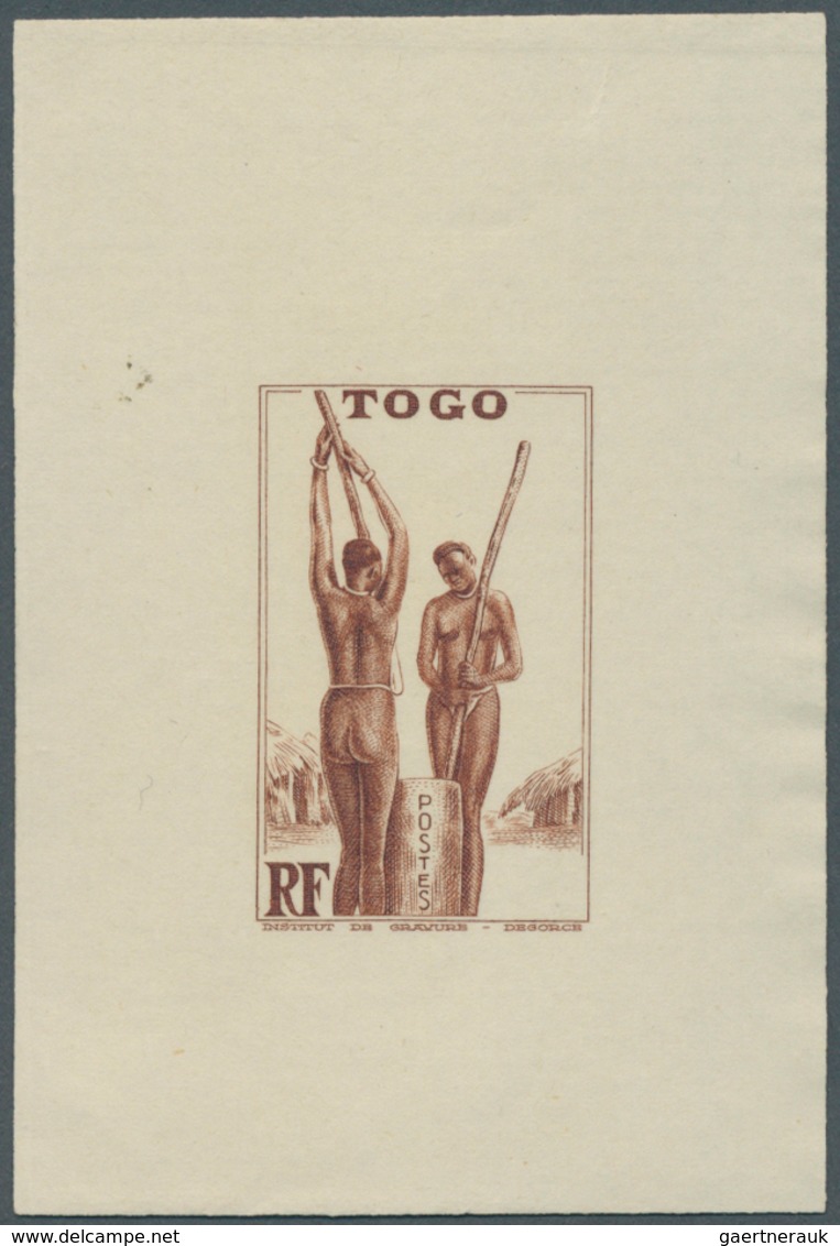 12528 Togo: 1942/1944, Definitives "Views Of Togo", Design "Togolese At Millet Processing", Group Of Seven - Togo (1960-...)