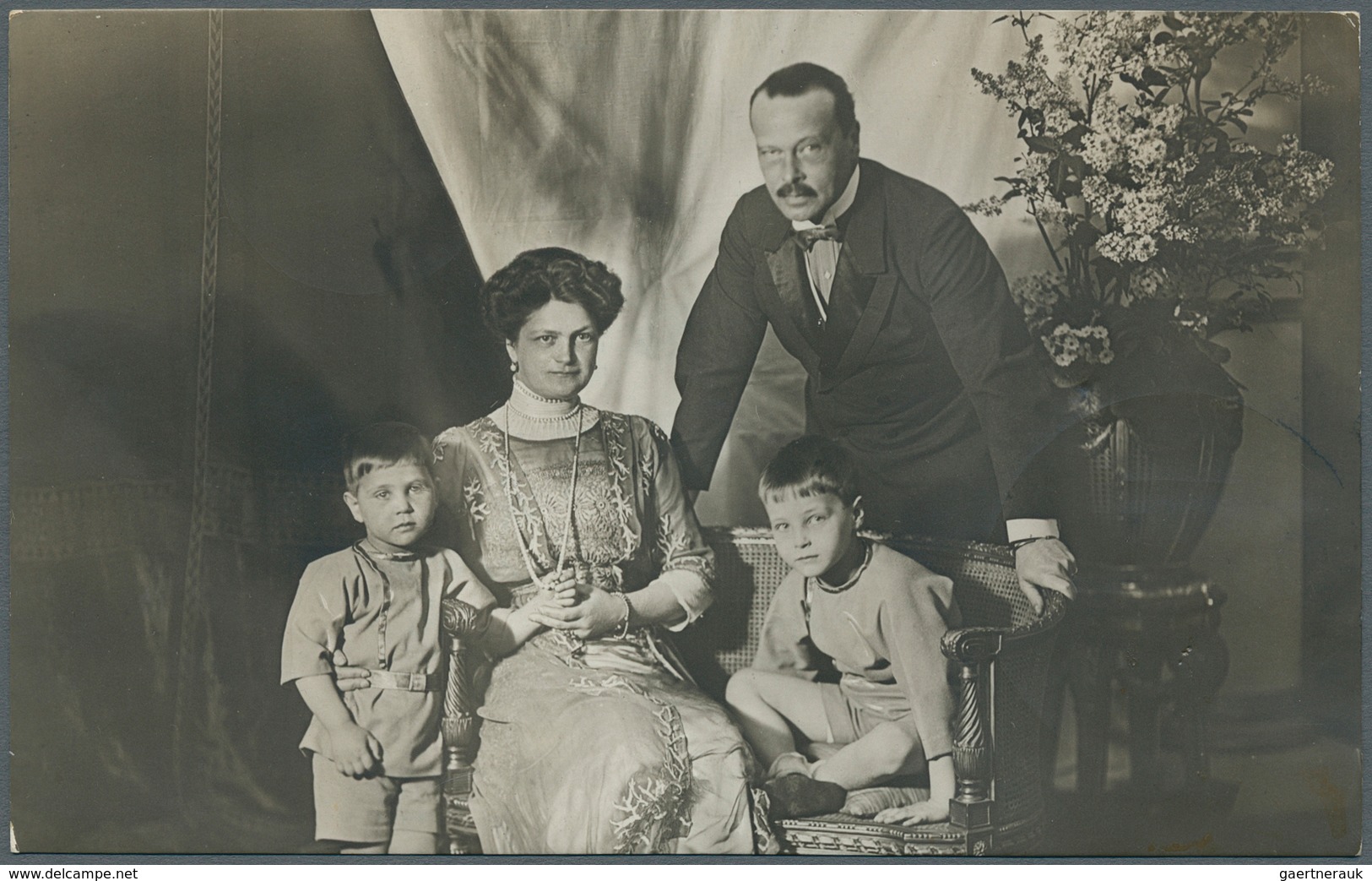 12926 Zeppelinpost Deutschland: 1912, 10 Pfg. Rhein/Main Auf Offizieller Fotokarte "Großherzogliche Famili - Luft- Und Zeppelinpost