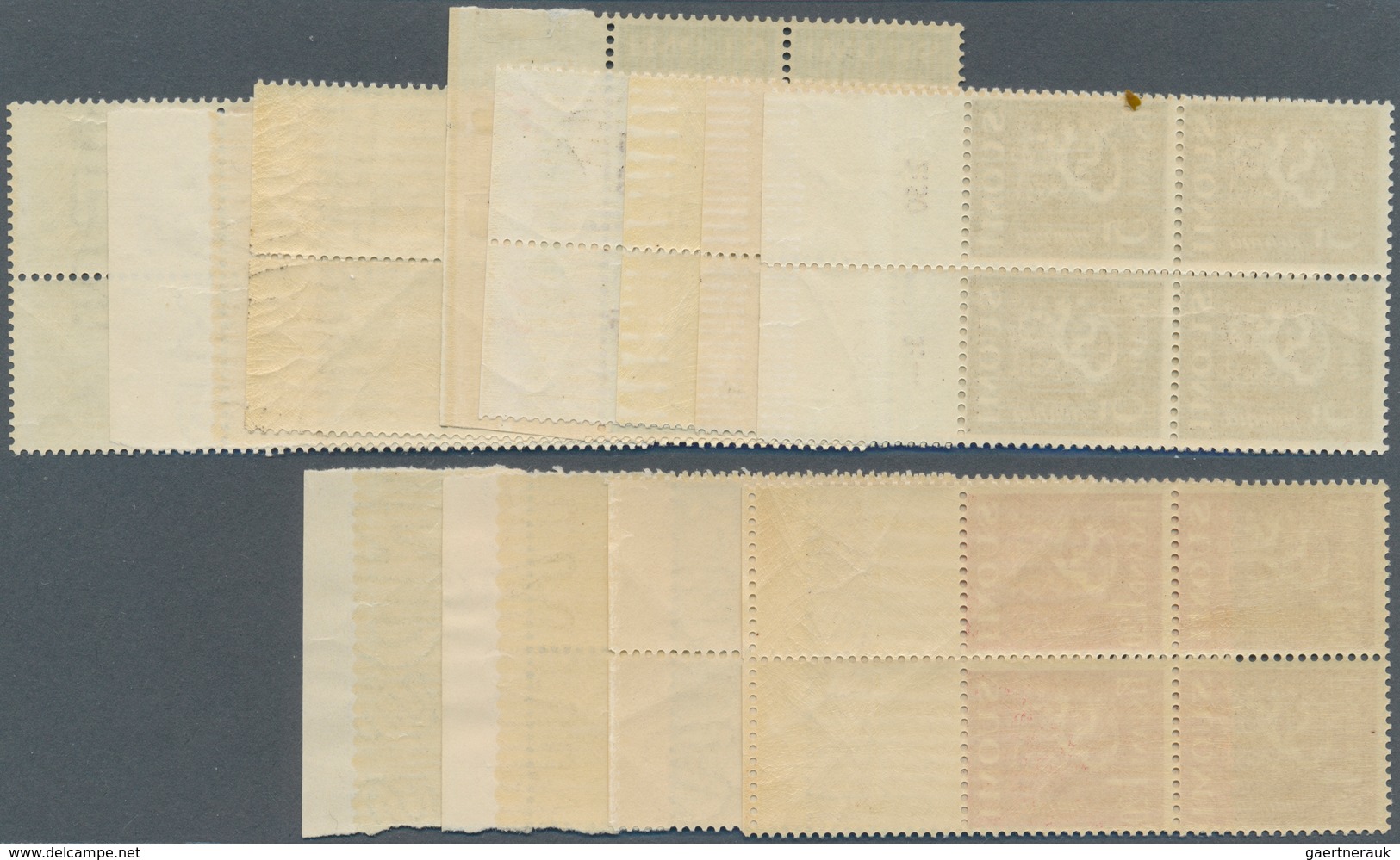 13536 Finnland: 1930/1932, 3 Postfrisch/ungebrauchte 4-er Block-Sätze Mit Mi.Nr.: 143/154 Fast Alle Mit Ra - Lettres & Documents