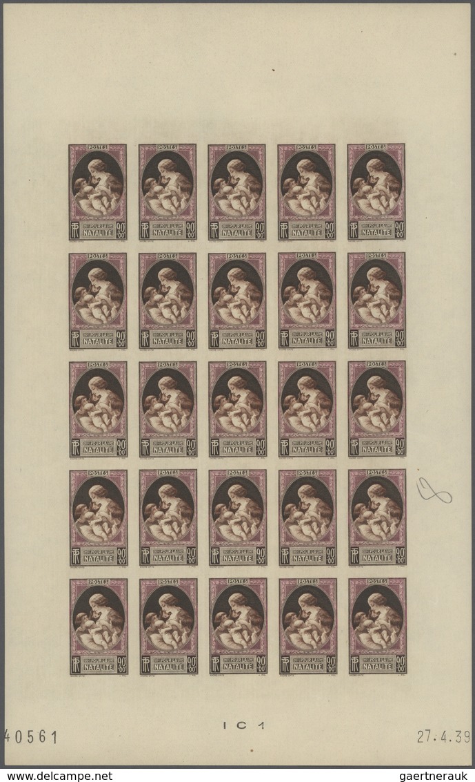 13770 Frankreich: 1946. Set Of 2 Color Proof Sheets Of 25 For The Complete Charity Issue "To Aid France's - Gebraucht