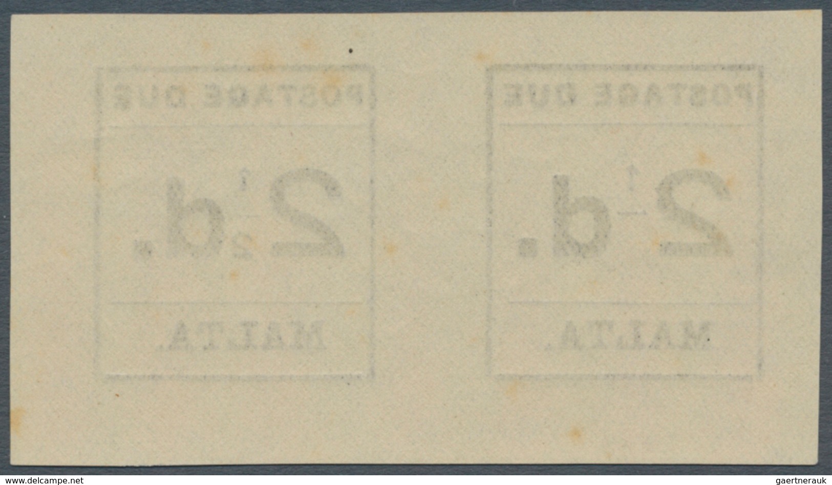 15169 Malta - Portomarken: 1925, Typeset Issue 2½d. Black, Horiz. Pair, Left Stamp Showing Variety "2 Of ½ - Malta