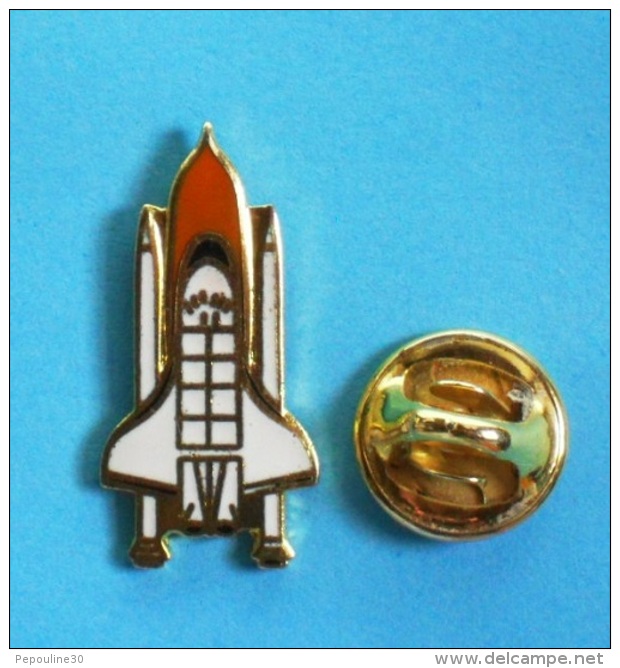 1 PIN'S //   ** NAVETTE SPATIALE / DISCOVERY ** - Space