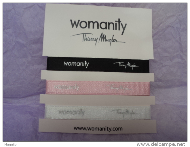 MUGLER:"WOMANITY " 3 BRACELETS  RUBANS    SUR CARTE  LIRE ET VOIR !! - Miniatures Femmes (avec Boite)