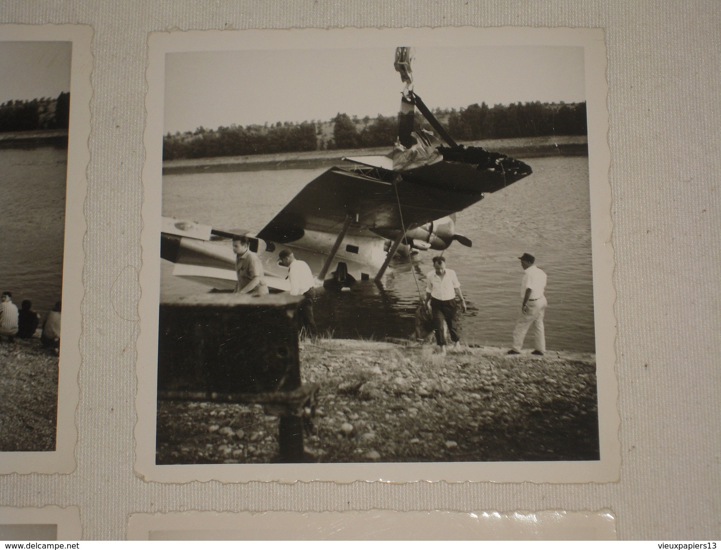 Joli Lot De 4 Photos 1960s Accident D'un Avion De La Protection Civile - Camion Grue Nordest &c - 9x9 Cm. - Snapshot - Aviazione