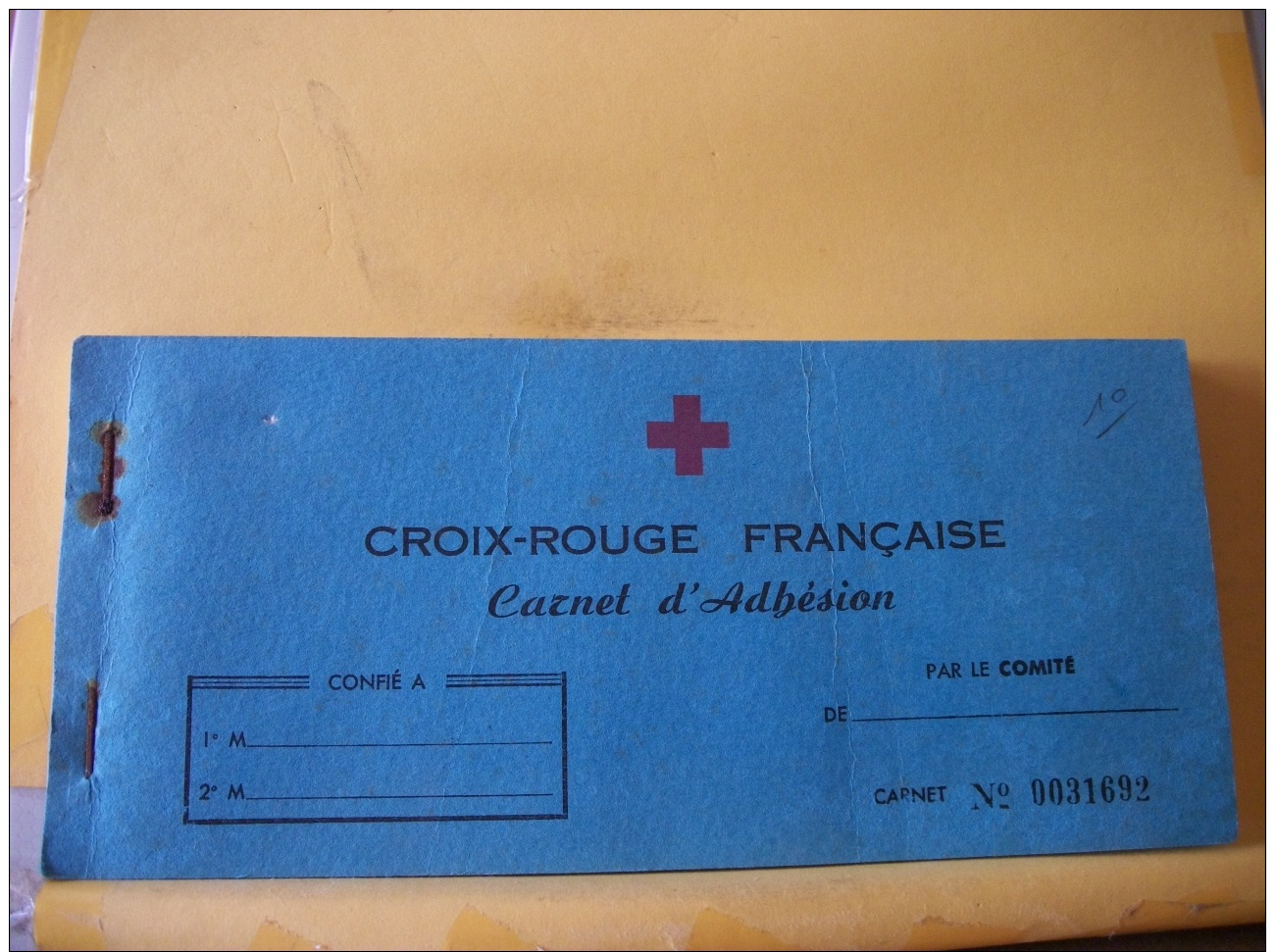 B19 3676 CPA - CROIX ROUGE FRANCAISE. CARNET D'ADHESION NUMEROTE COMPLET. ANNEE 1974 - Cruz Roja