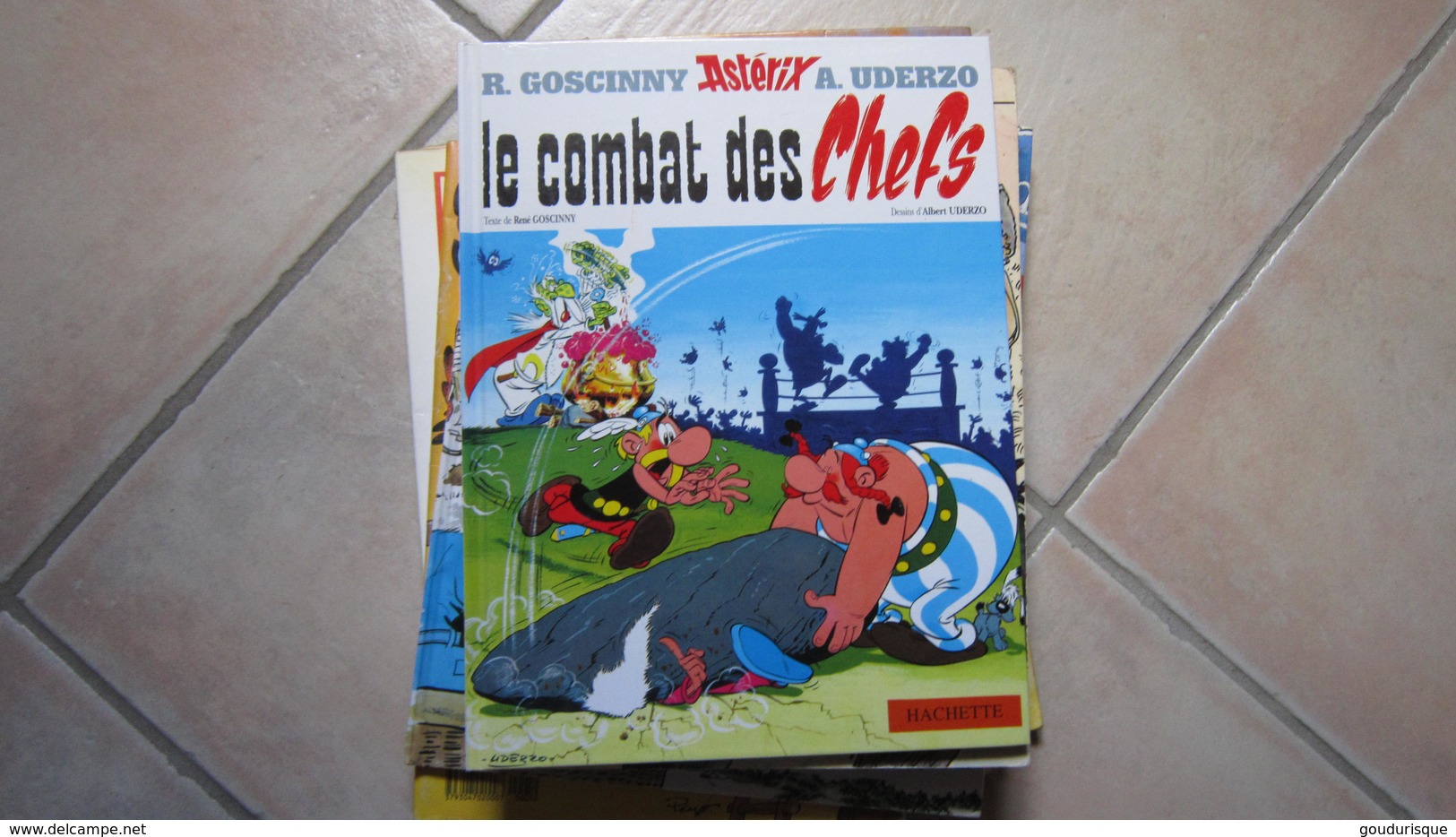 ASTERIX LE COMBAT DES CHEFS  UDERZO - Astérix