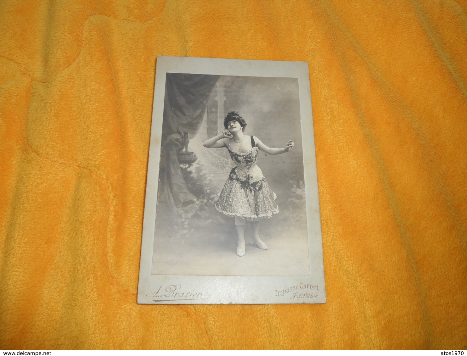 PHOTO SUR CARTON ANCIENNE DATE ?. / A. BRAZIEN REIMS. / ANOTATION AU DOS BERGERETTE.. - Anonyme Personen