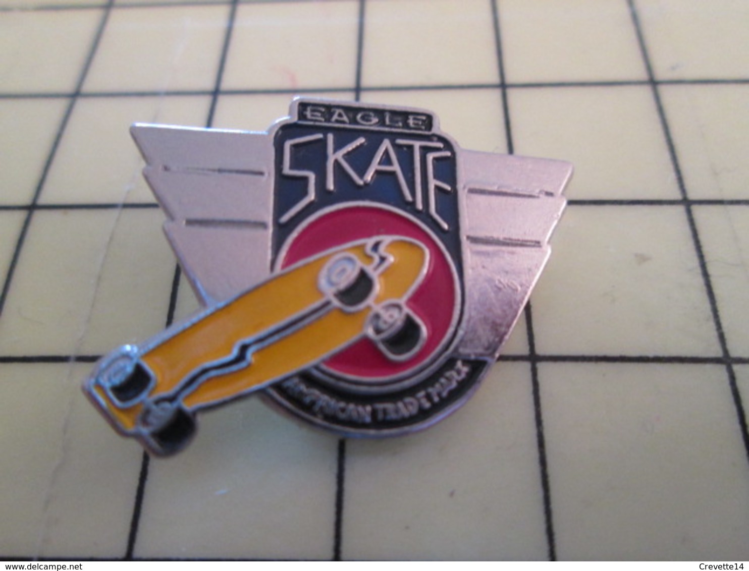 PIN917 Pin's Pins : BEAU ET RARE : Thème SPORTS / SKATE BOARD EAGLE SKATE - Other & Unclassified