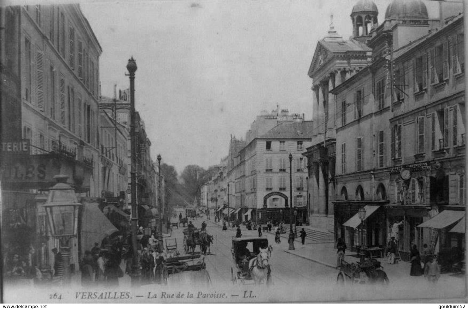 La Rue De La Paroisse - Versailles