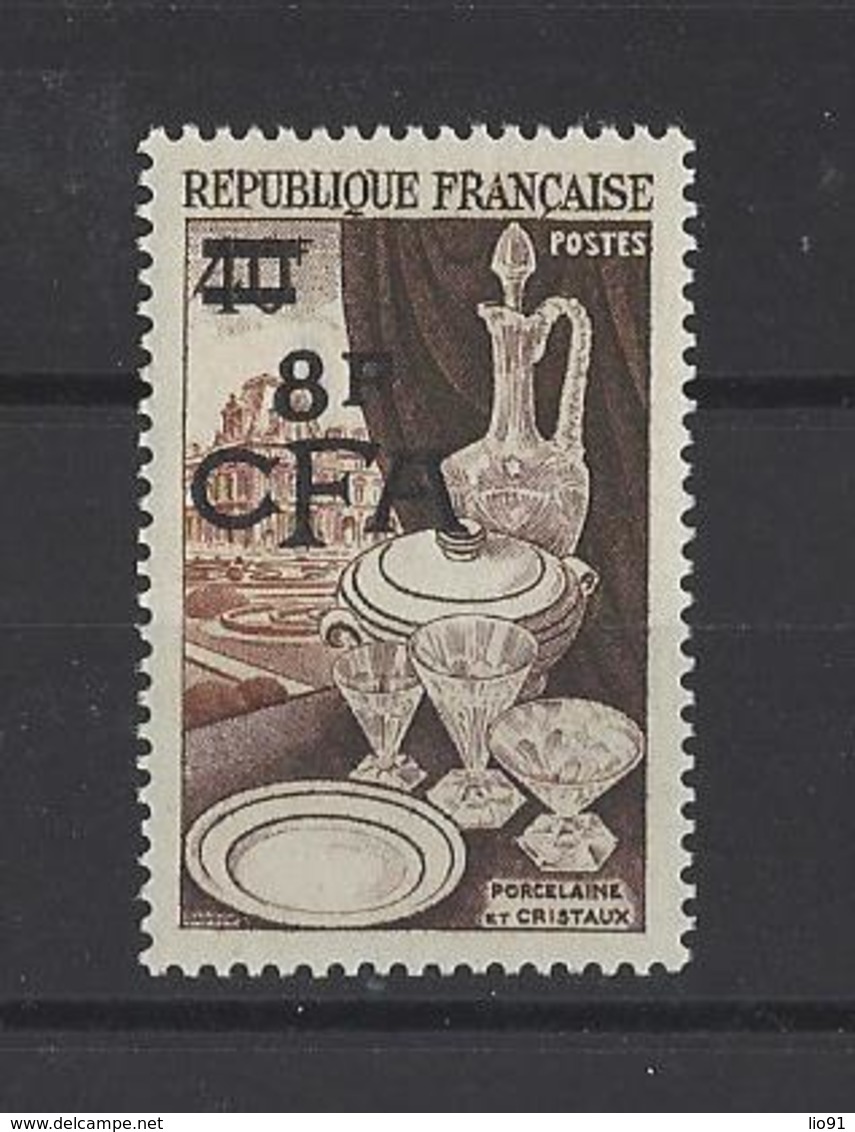 REUNION . YT 315 Neuf **  Porcelaine  1954 - Neufs