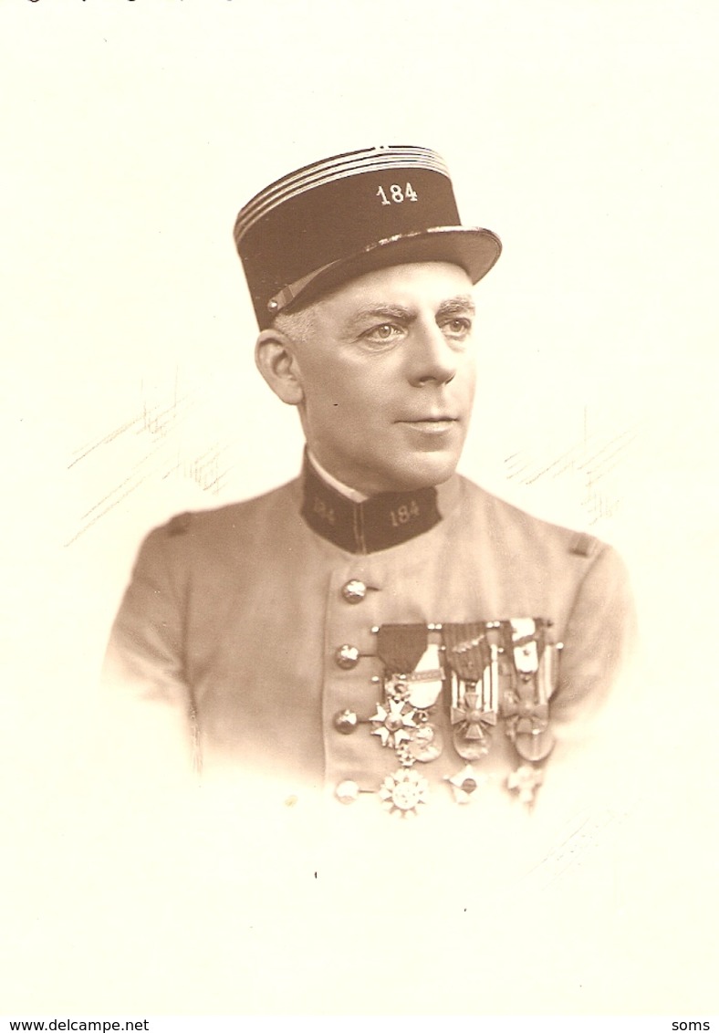 Photographie Militaire, Capitaine Du 184e D'artillerie De Valence (RALT), Photo Vers 1930, Médaille, Décoration - War, Military