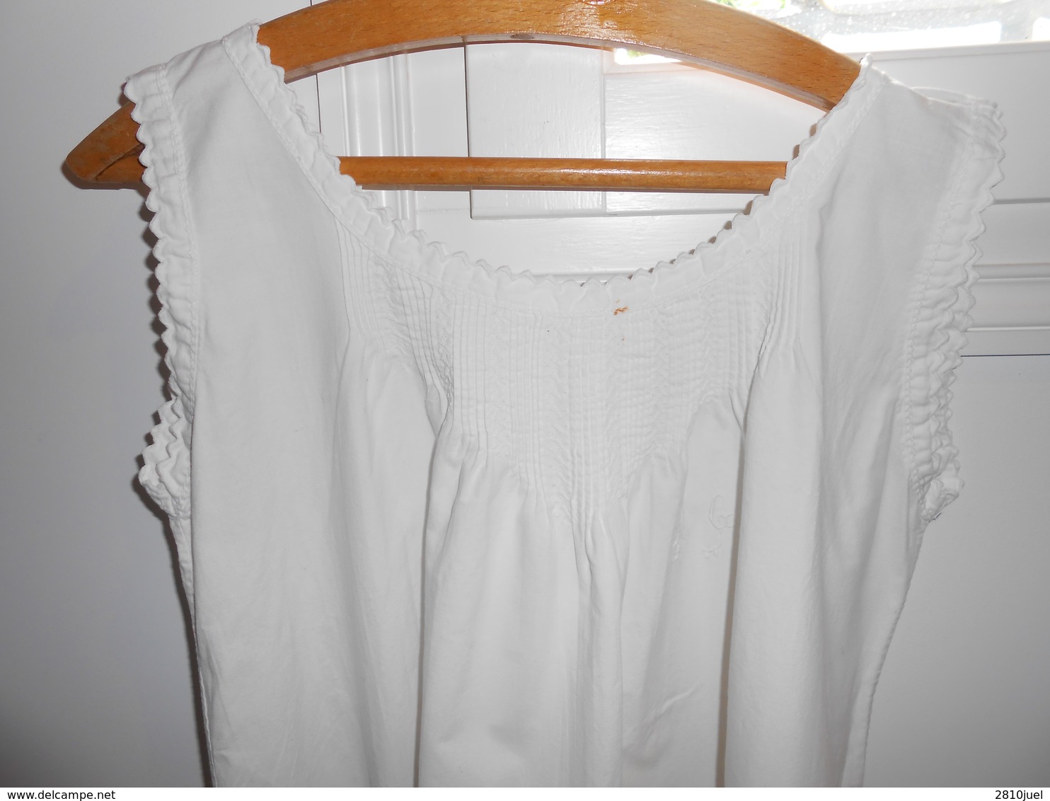 Chemise Ancienne De Coton Blanc -  Joli Décolleté - - Leibwäsche