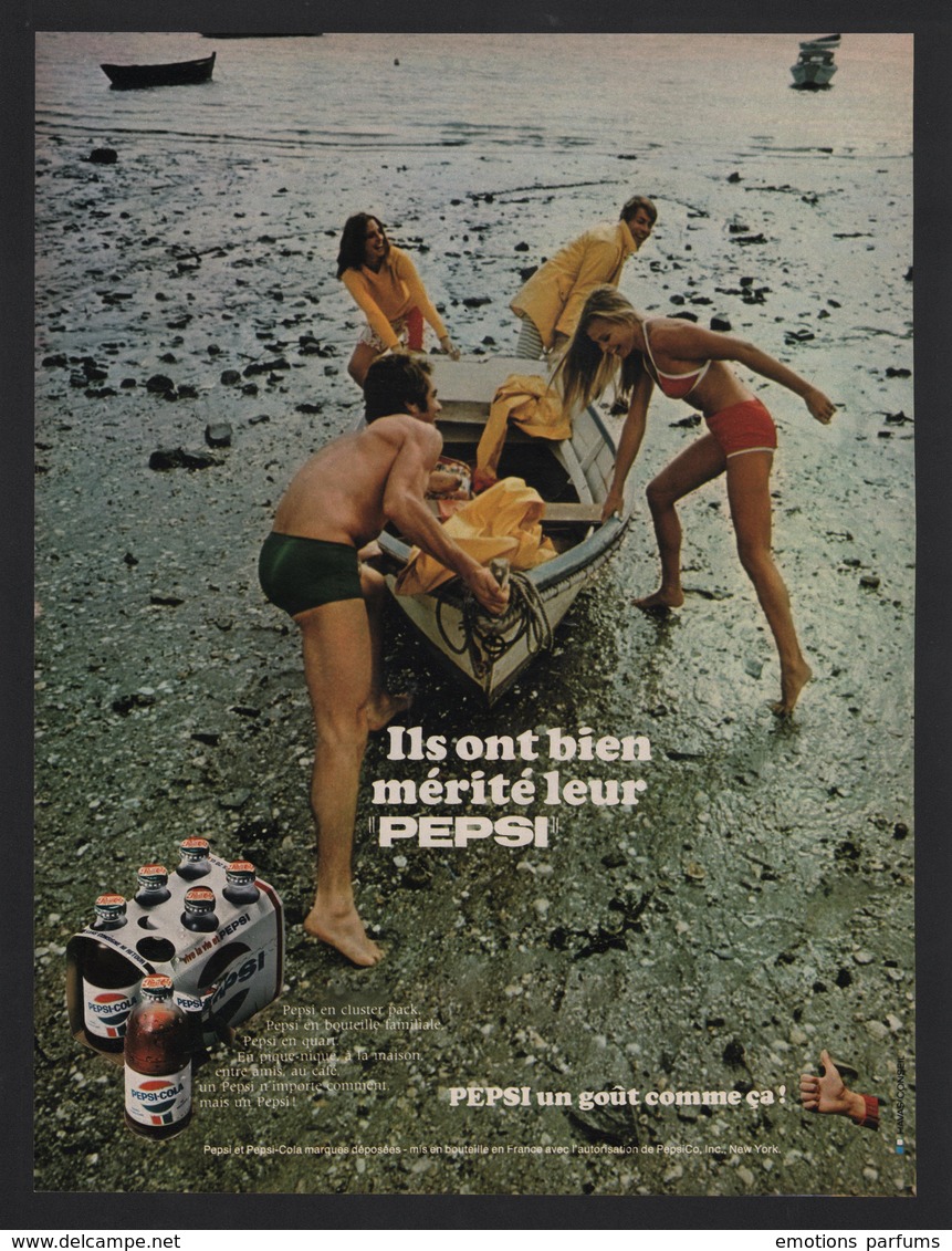 Pub Papier  1969 BOISSON   PEPSI Cola Source Perrier Couple Plage Marée Basse Barque - Advertising