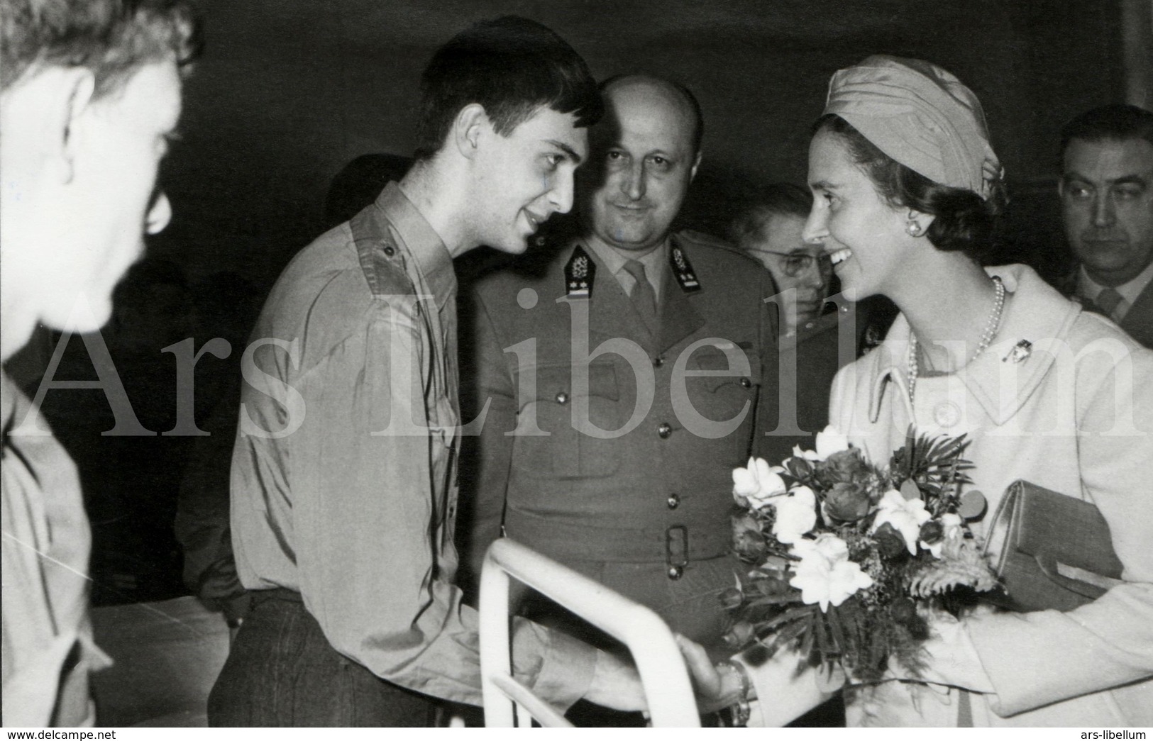 Photo Card / ROYALTY / Belgique / België / Reine Fabiola / Koningin Fabiola / A L'hôpital Militaire / Bruxelles / 1967 - Santé, Hôpitaux