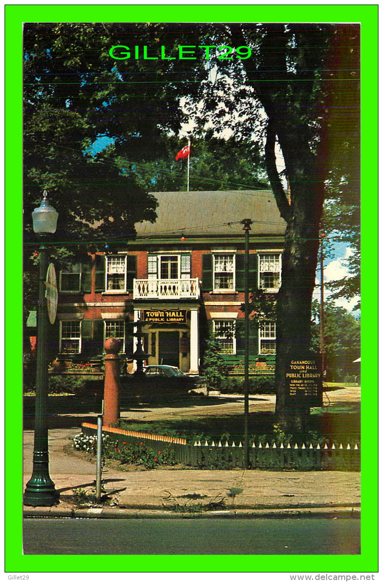 GANANOQUE, ONTARIO - TOWN HALL AND PUBLIC LIBRARY -  GATEWAY TO THE THOUSAND ISLANDS - - Gananoque