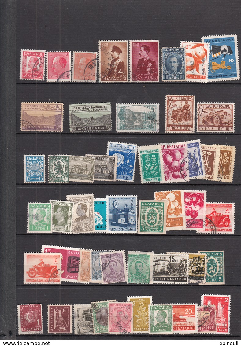 BULGARIE ° LOT DE 51 TIMBRES DIFFERENTS - Collections, Lots & Séries