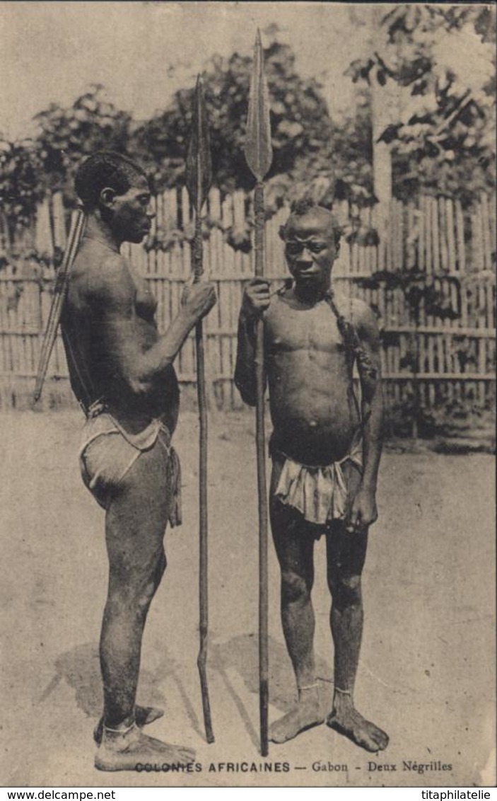 CPA Colonies Africaines Gabon Deux Négrilles En Arme Phototypie J Bienaimé Reims - Gabon