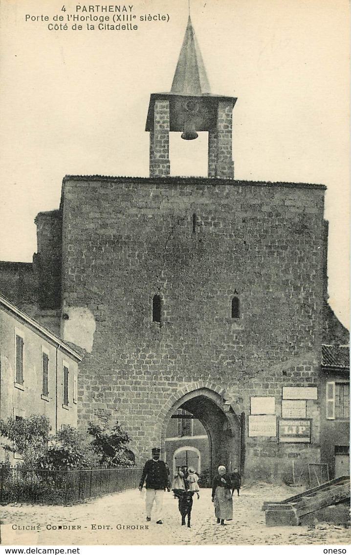 Deux Sèvres - Lot N° 303 - Lots en vrac - Lot divers du département des Deux Sevres - Lot de 53 cartes