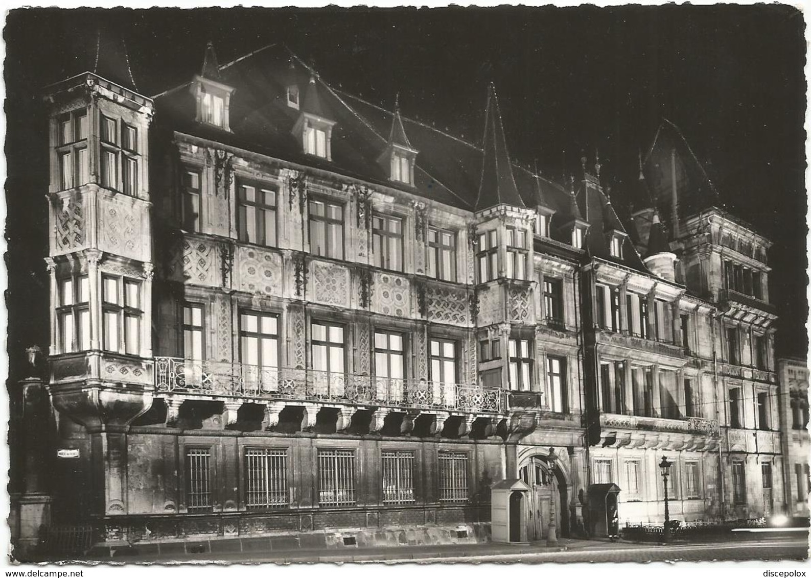 X2258 Luxembourg - Le Palais Grand Ducal Sous Le Feu Des Projecteurs - Nuit Nacht Night Notte Noche / Viaggiata 1961 - Lussemburgo - Città