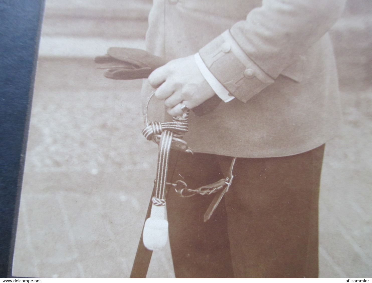 Echtfoto Großes Bild Soldat Mit Abzeichen Und Säbel. Fr. Cossel Swinemünde Lootsenstr. Villa Albrecht - War, Military