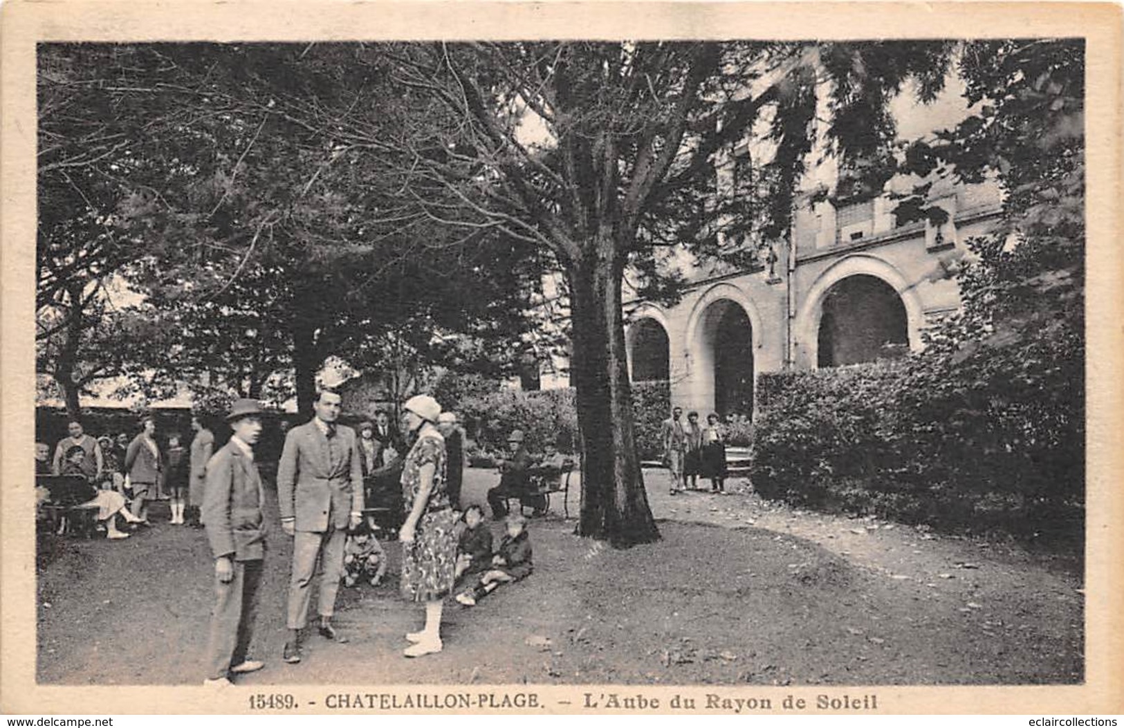 Chatelaillon    17   L'Aube Du Rayon De Soleil       (voir Scan) - Châtelaillon-Plage