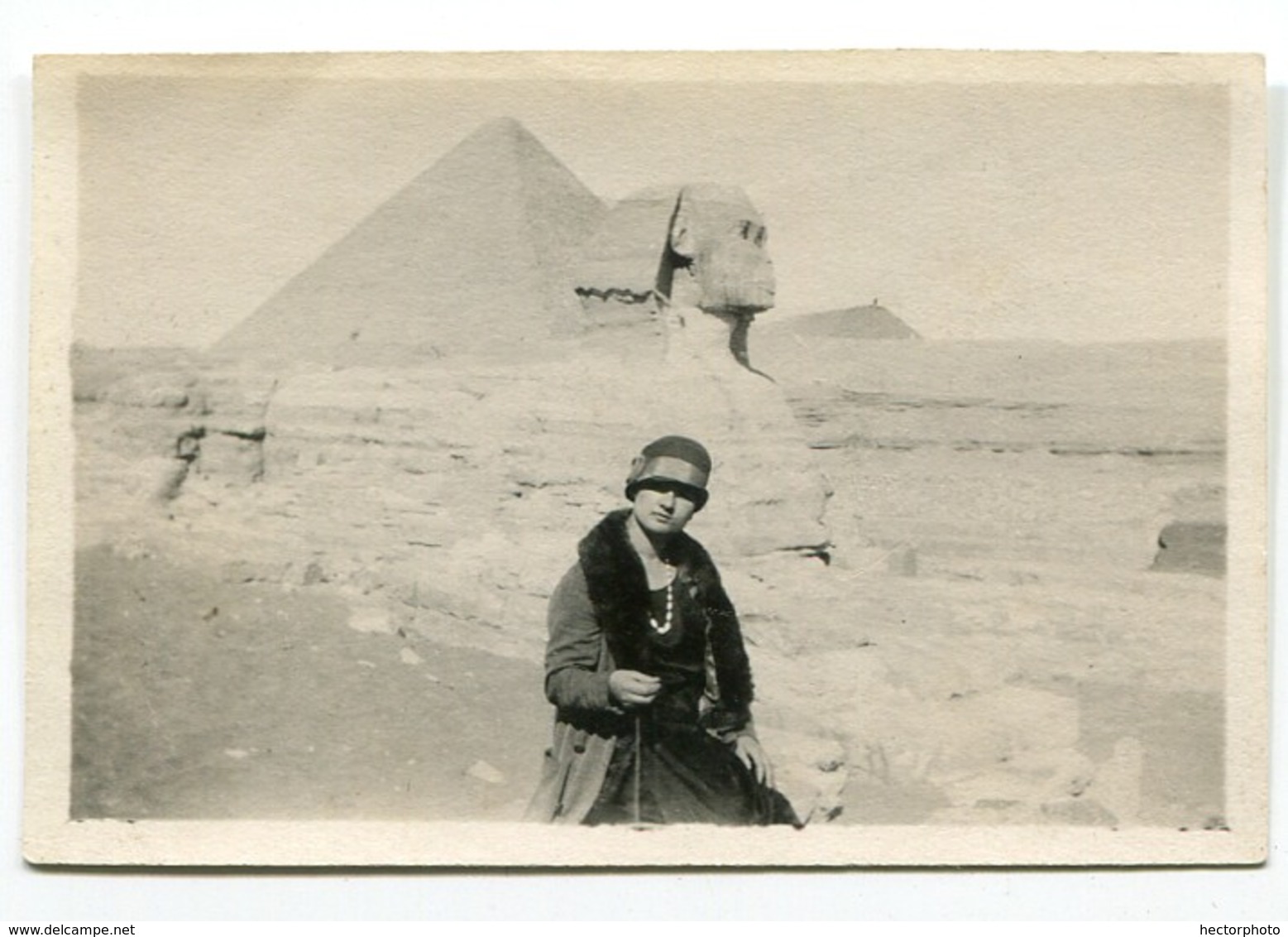 PYRAMIDE Sphinx Jeune Femme Young Woman Petite Photo Id 1927 20s Egypt Egypte - Lieux