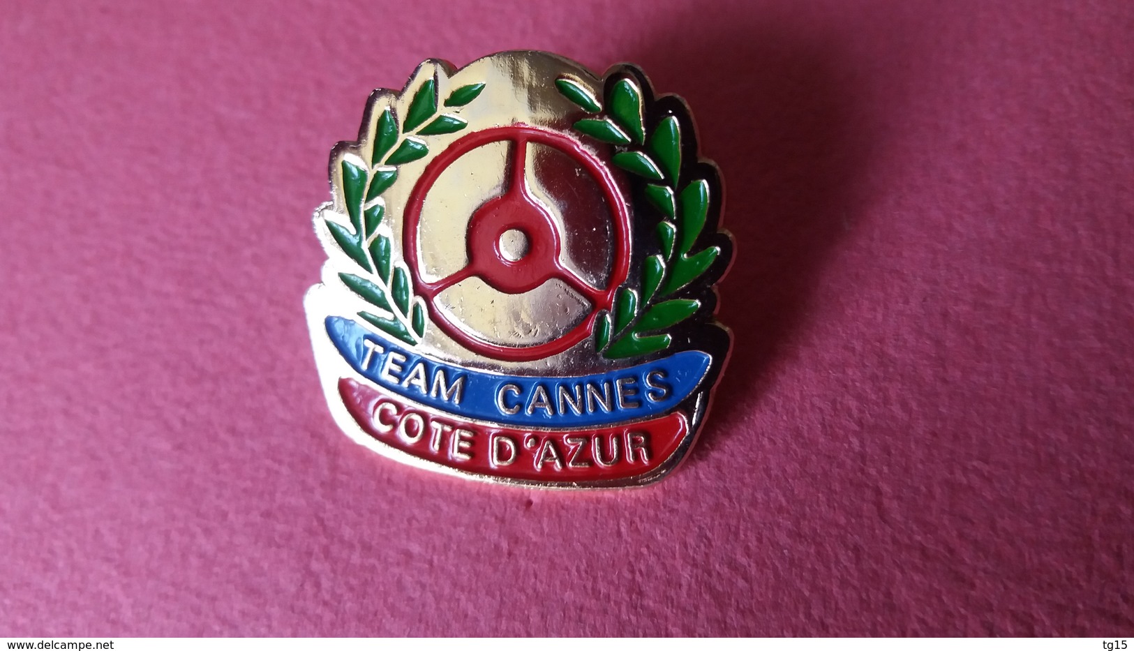 PIN'S  TEAM  CANNES  COTE  D AZUR - Rallye